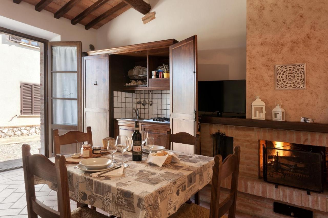 Agriturismo San Marcello กัสตีลีโยเน ดิ ออร์ชา ภายนอก รูปภาพ