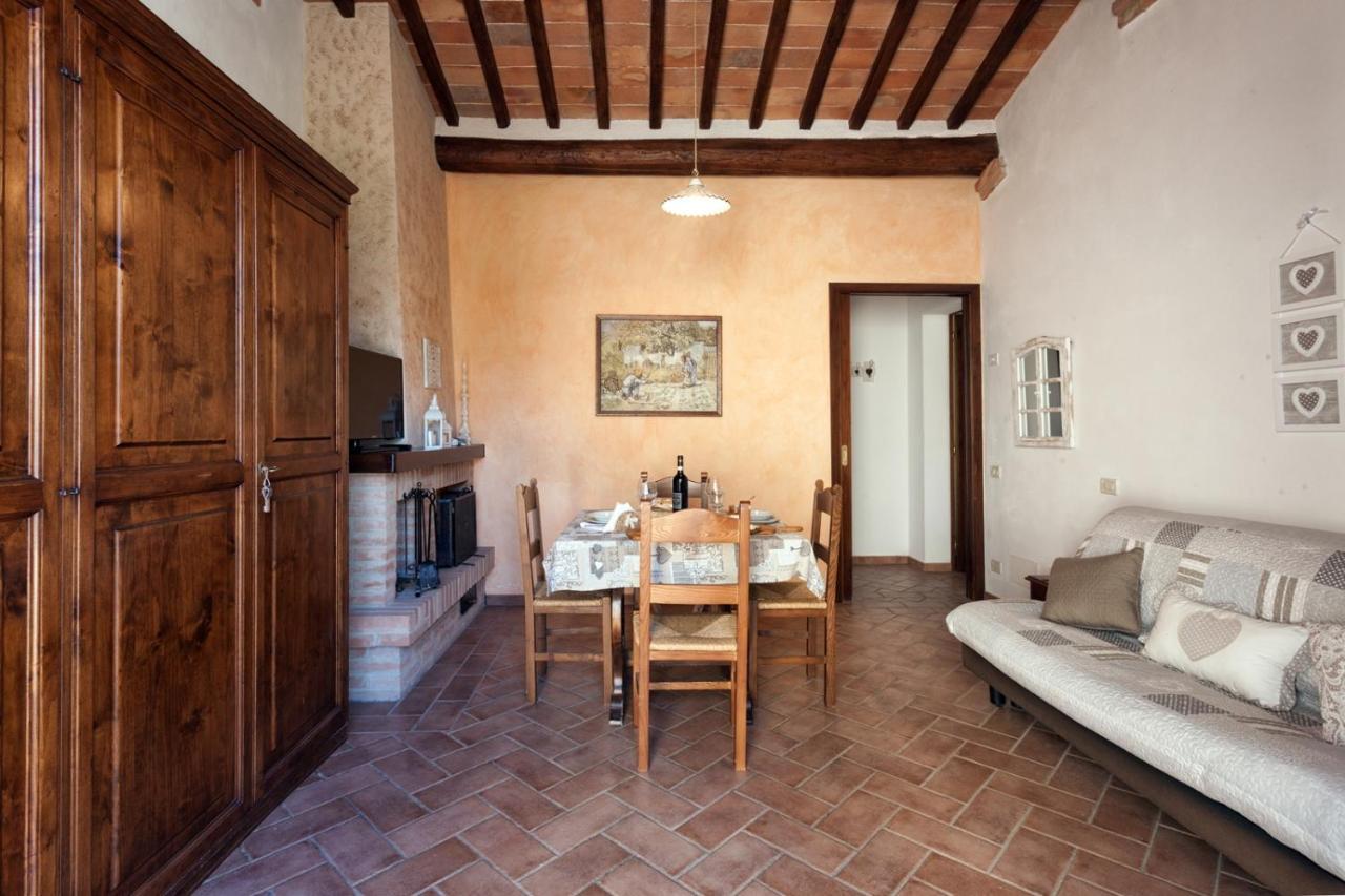 Agriturismo San Marcello กัสตีลีโยเน ดิ ออร์ชา ภายนอก รูปภาพ